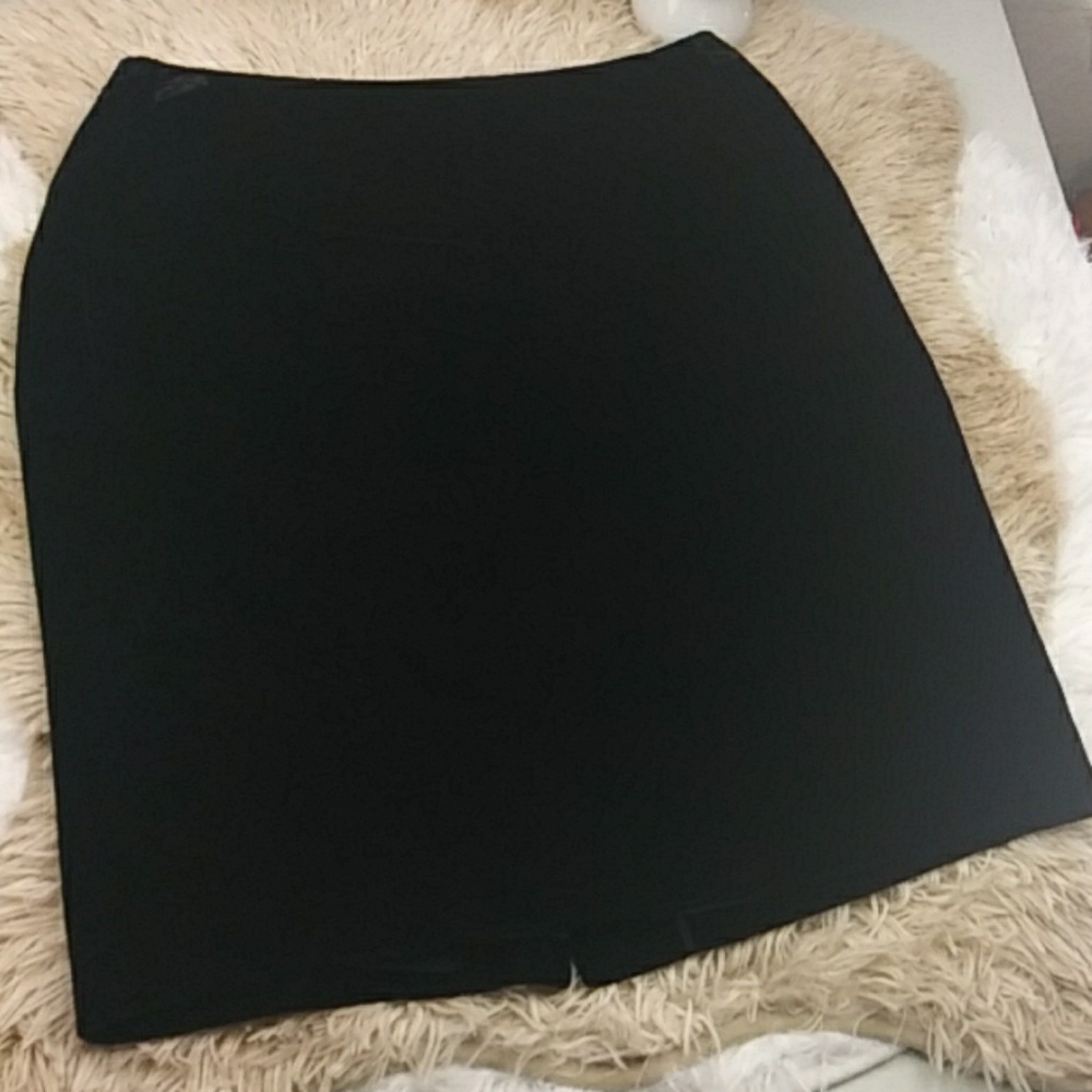🍁🍁Liz Clayborne Woman Skirt SZ 10